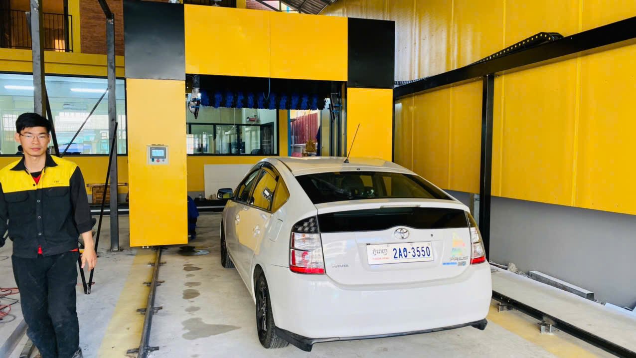 Hệ thống rửa xe ô tô tự động GO&GO tại Campuchia